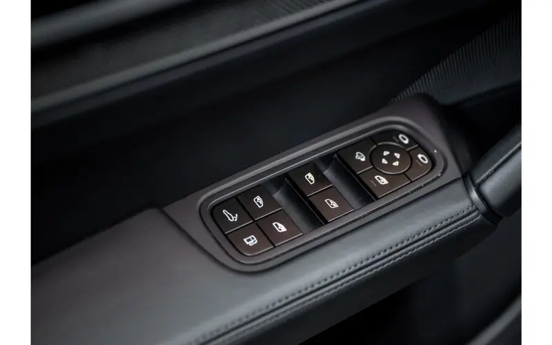 Porsche Cayenne Coupé 4.0 Turbo E-Hybrid GT - 137815