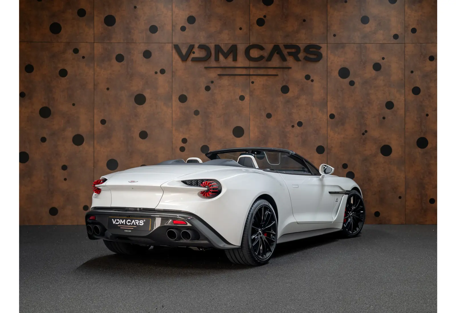 Aston Martin Vanquish Zagato Volante 6.0 V12 - 59992