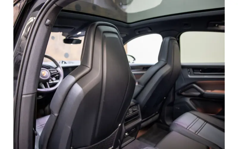 Porsche Cayenne Coupé 3.0 E-Hybrid - 118142
