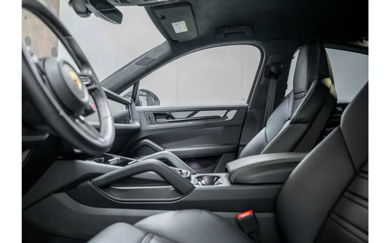 Porsche Cayenne Coupé 4.0 Turbo E-Hybrid GT - 131615