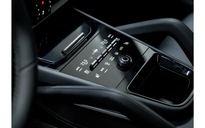 Porsche Cayenne 3.0 E-Hybrid Black Edition - 143077