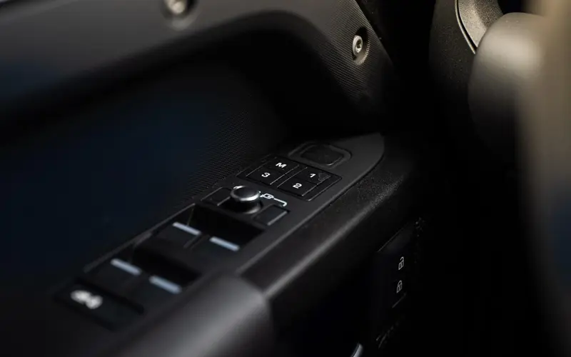 Land Rover Defender 110 5.0 P525 110 V8 Carpathian Edition - 170342