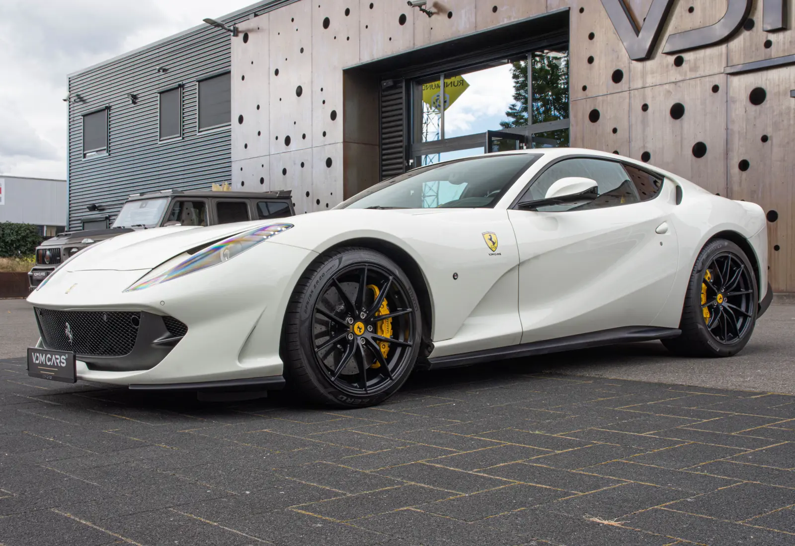 Ferrari 812 6.5 V12 Superfast HELE - 114324