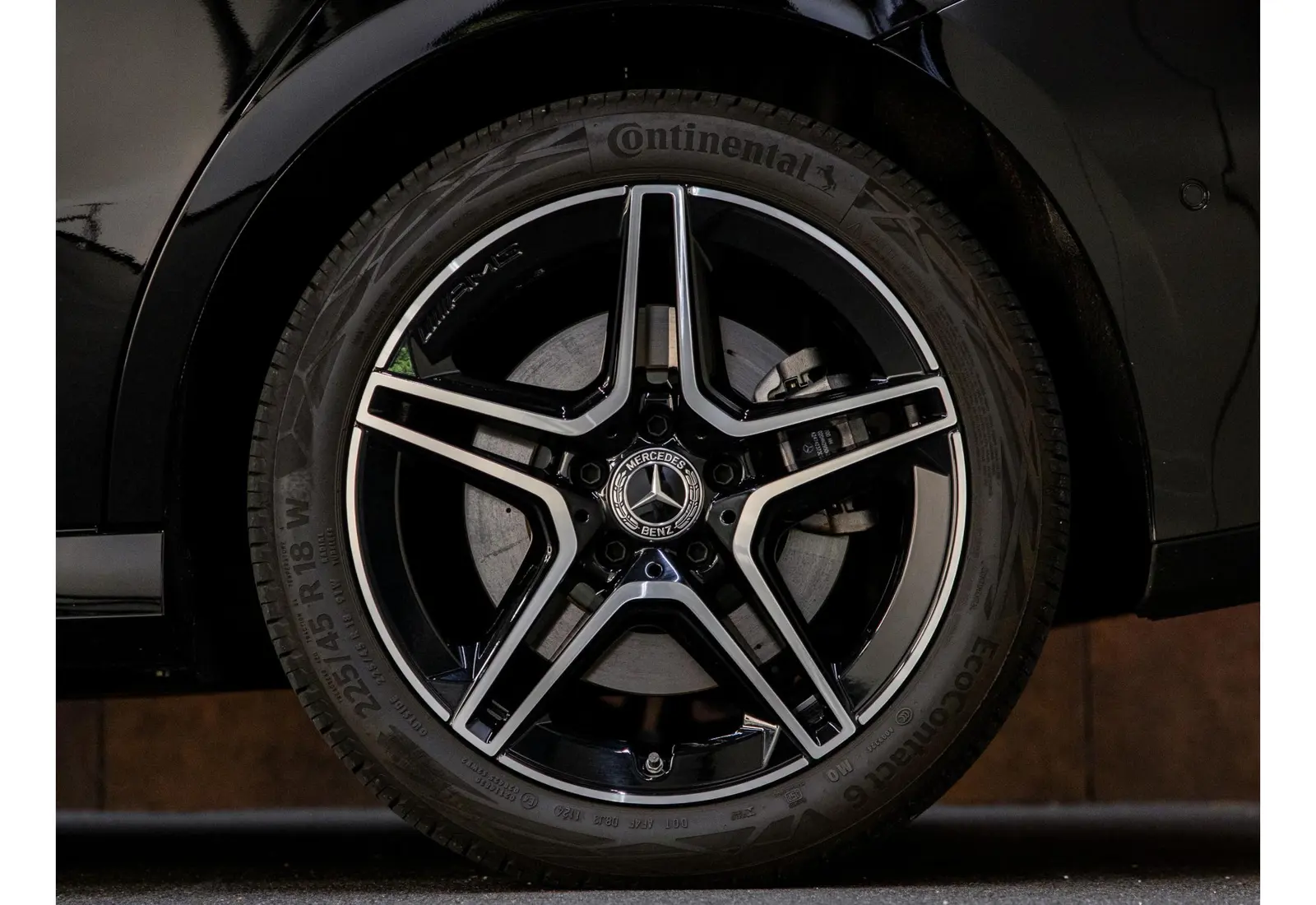 Mercedes-Benz A-Klasse 250 e Star Edition AMG Line - 150795