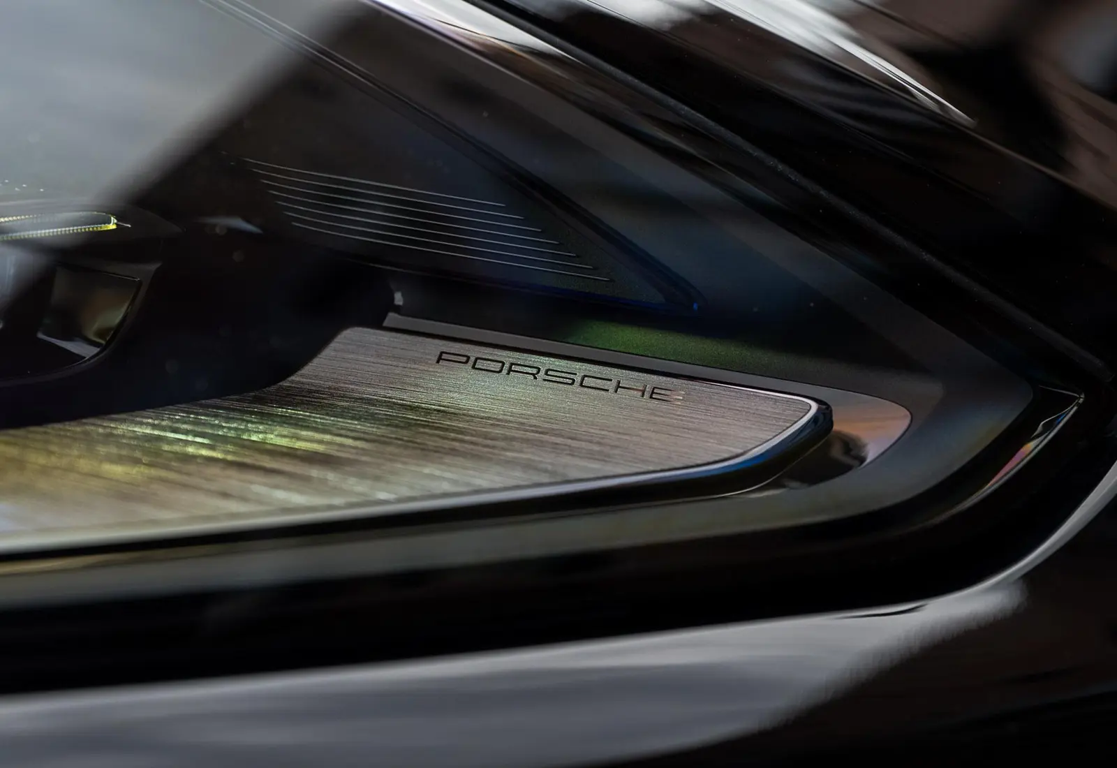 Porsche Cayenne 3.0 E-Hybrid - 172007
