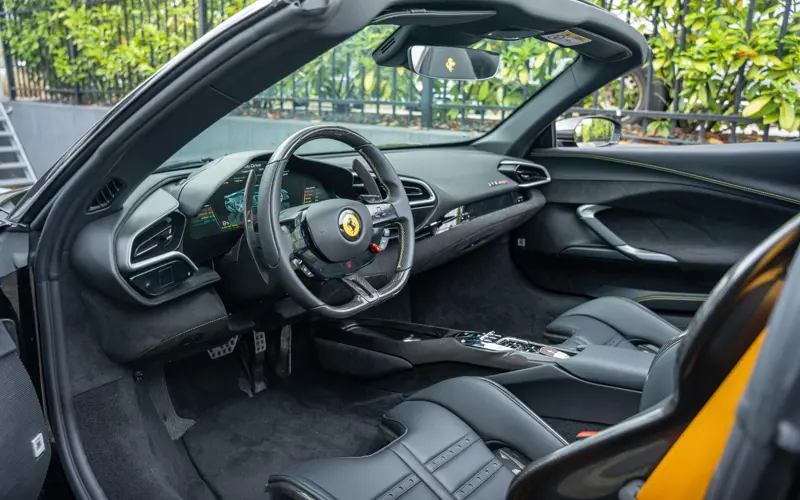 Ferrari 296 GTS 3.0 V6 - 153955