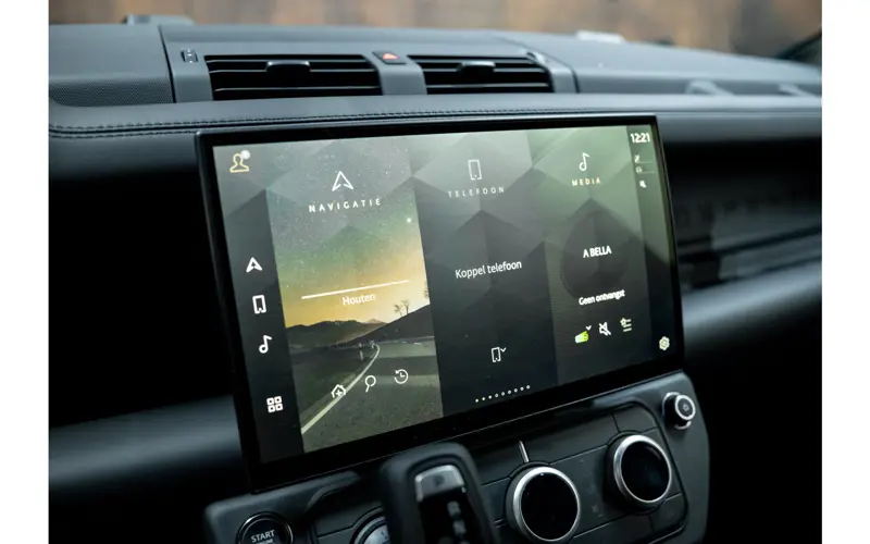 Land Rover Defender 110 2.0 P300e 110 X-Dynamic HSE - 135238