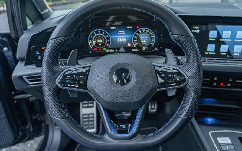 Volkswagen Golf 2.0 TSI R 4Motion - 133588