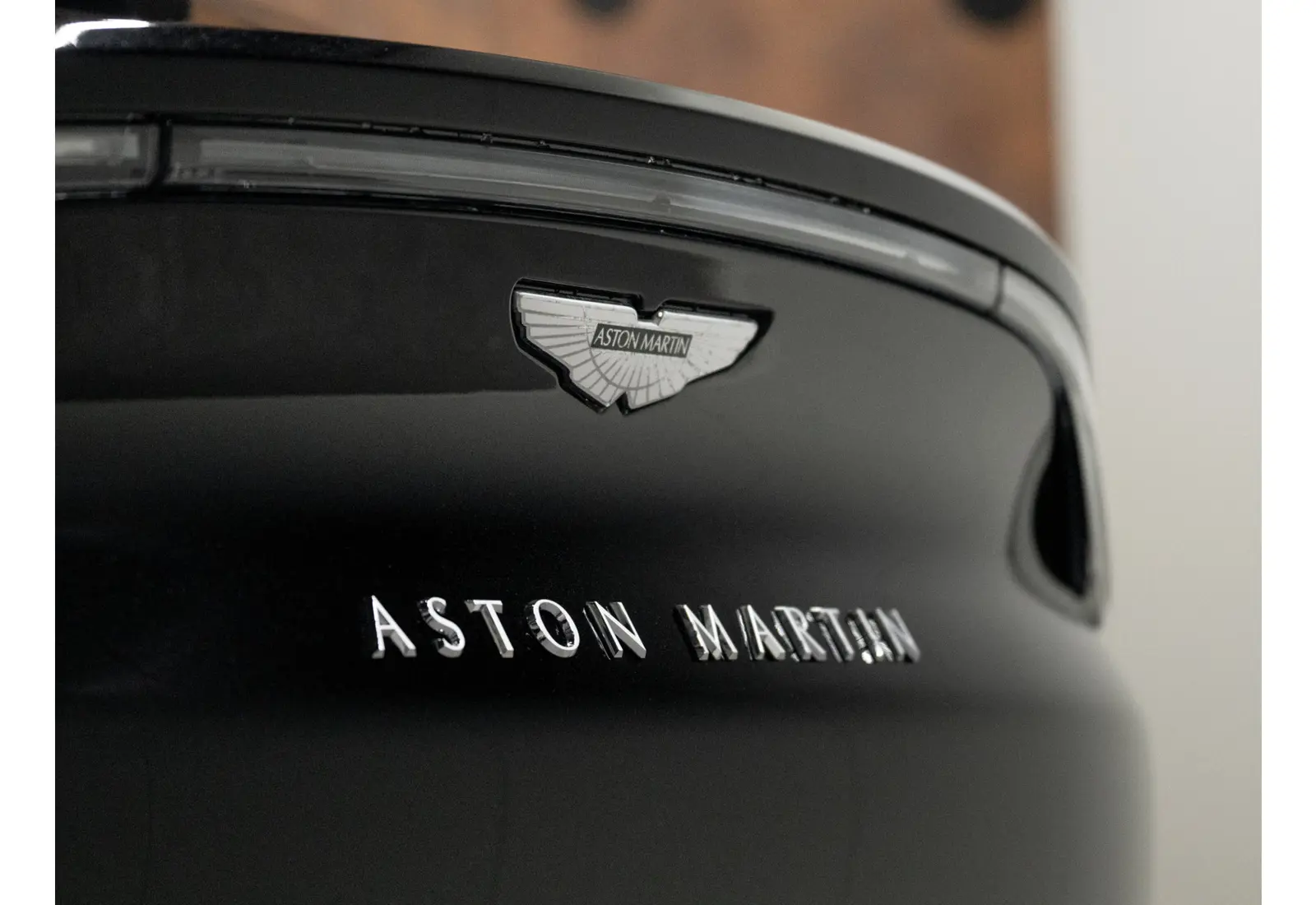 Aston Martin Dbx 4.0 V8 707 - 124691