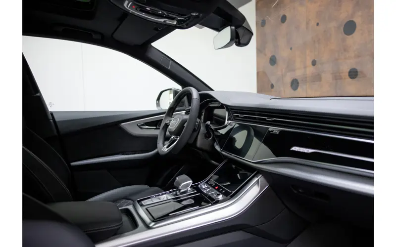 Audi Q8 60 TFSI e quattro Pro Line S Competition - 111571