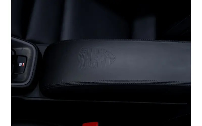 Porsche 911 Cabrio 3.0 Carrera 4 GTS - 122324