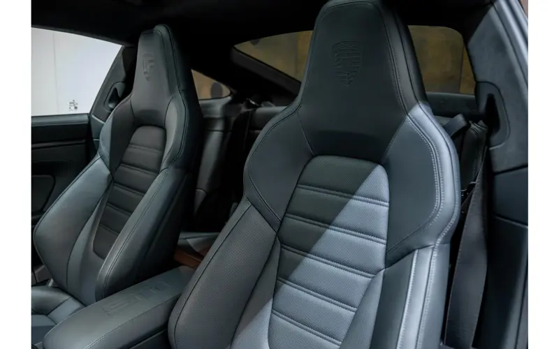 Porsche 911 3.6 T-Hybrid Carrera 4 GTS - 145109