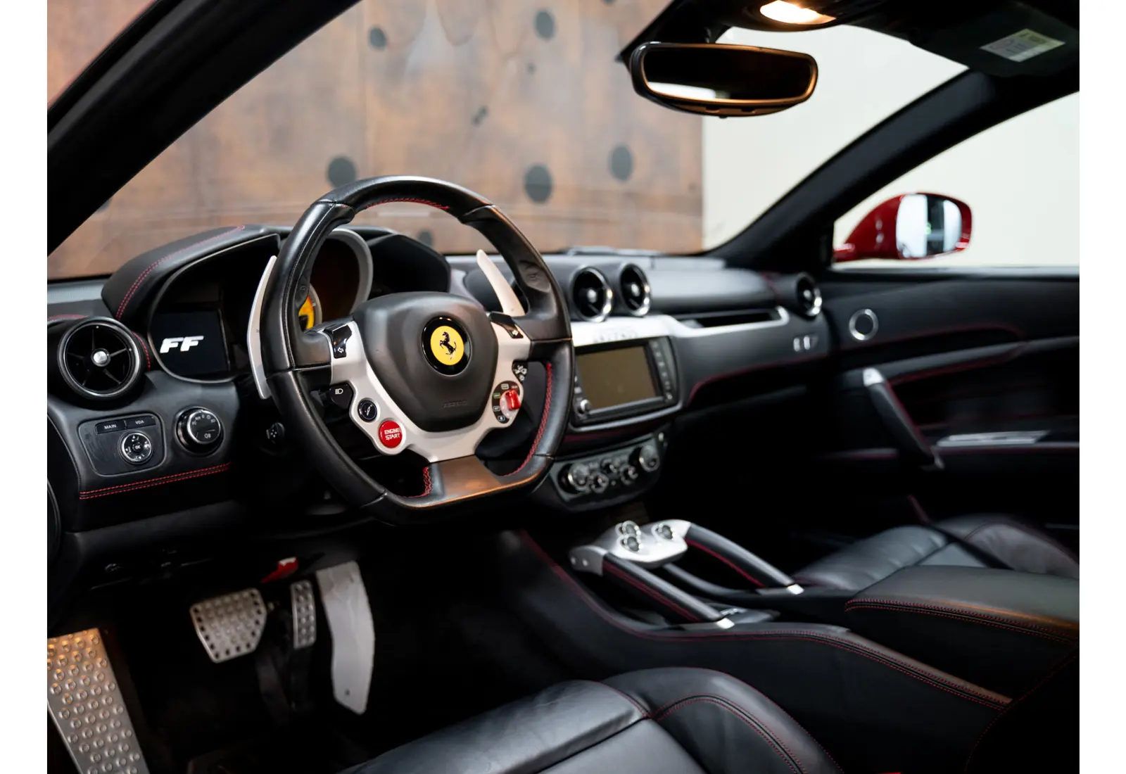 Ferrari FF 6.3 V12 - 62478