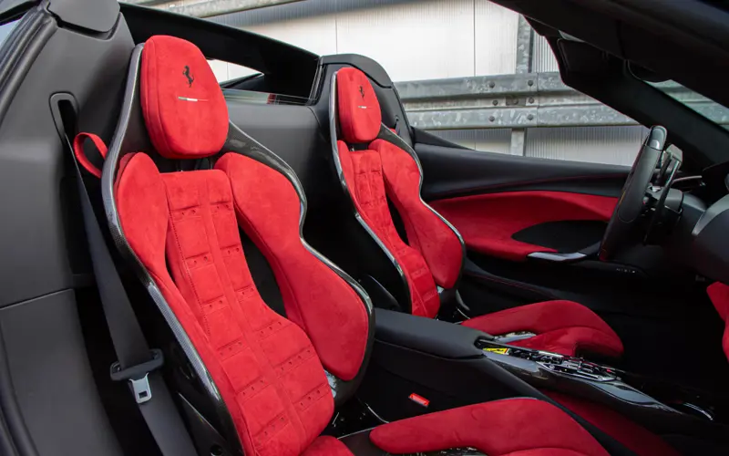 Ferrari 296 GTS 3.0 V6 - 116227