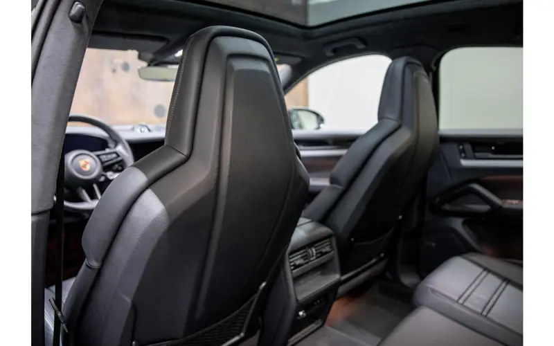 Porsche Cayenne Coupé 3.0 E-Hybrid - 143397