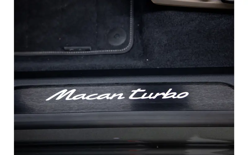 Porsche Macan Turbo 100 kWh - 116437