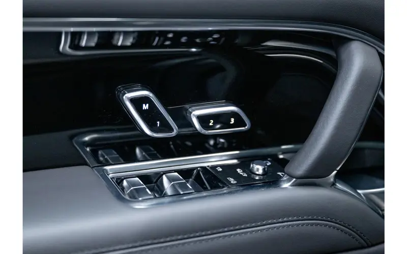 Land Rover Range Rover 3.0 P460e HSE PHEV - 124118