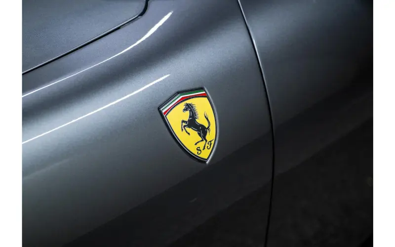 Ferrari Roma 3.9 V8 HELE - 149856