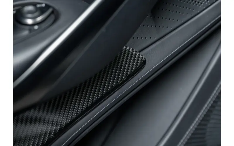 Aston Martin Dbx 4.0 V8 707 - 127314