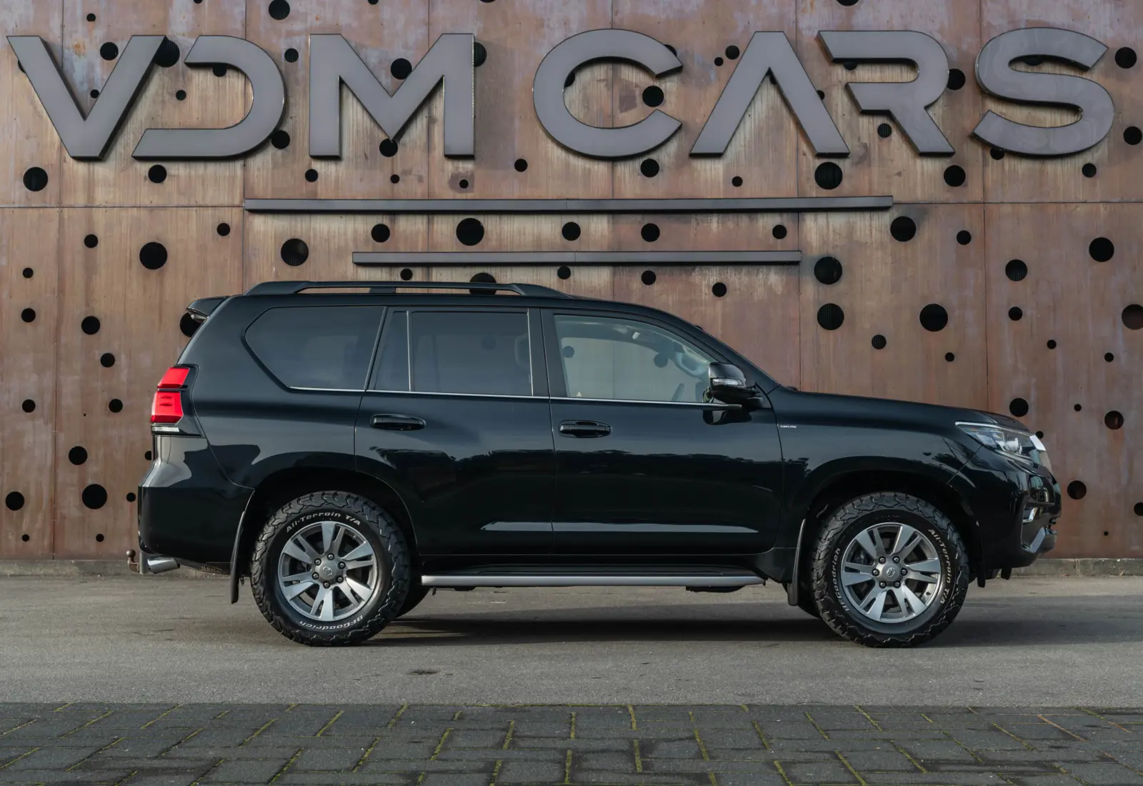 Toyota Land Cruiser 2.8 D-4D Executive - 128754