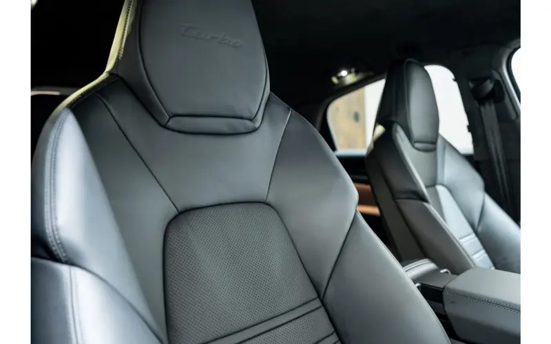 Porsche Cayenne Coupé 4.0 Turbo E-Hybrid - 142087