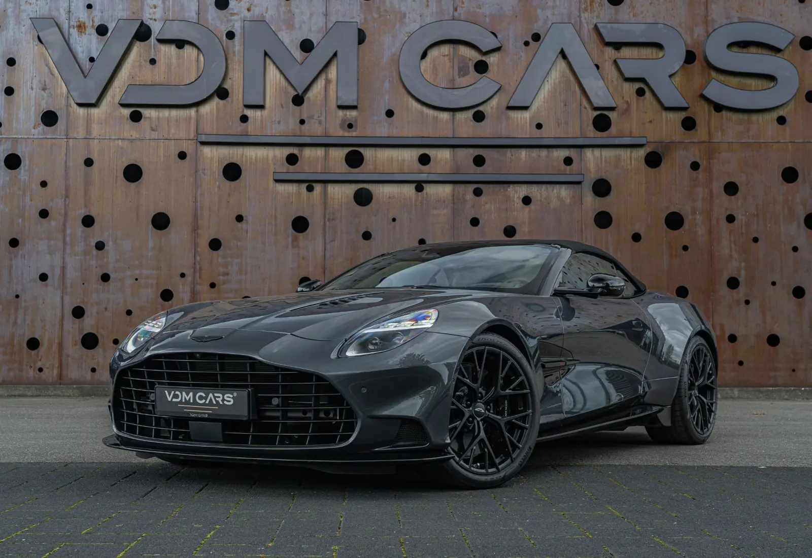 Aston Martin Vanquish Volante - 174046