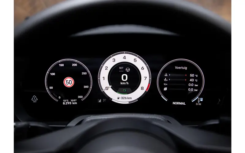 Porsche 911 Cabrio 3.6 T-Hybrid Carrera 4 GTS - 141821