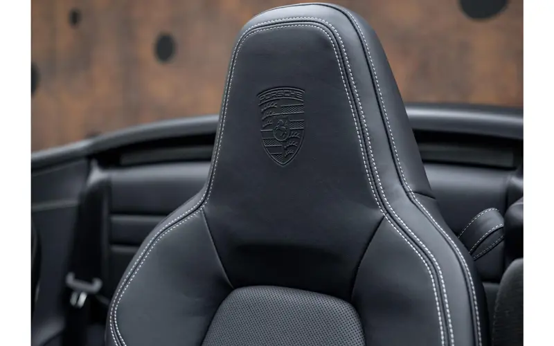 Porsche 911 Cabrio 3.6 T-Hybrid Carrera 4 GTS - 143044