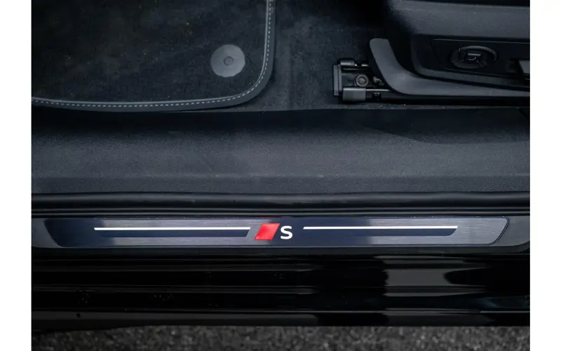 Audi A6 Avant Avant 2.0 e-hybrid quattro S edition Competition - 142994