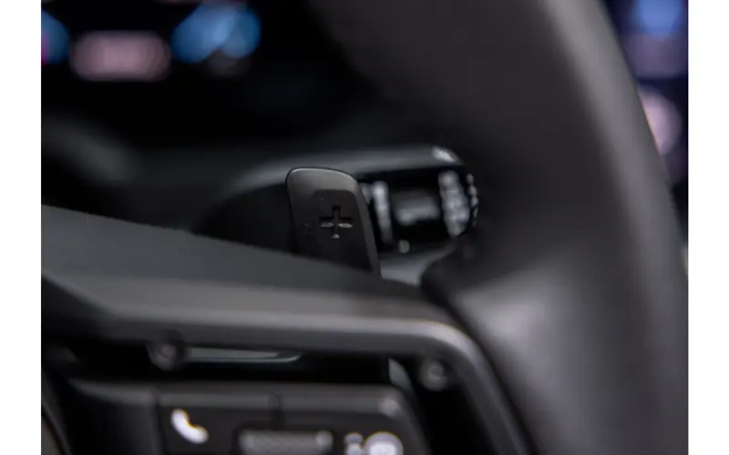 Porsche 911 Cabrio 3.6 T-Hybrid Carrera 4 GTS - 119658