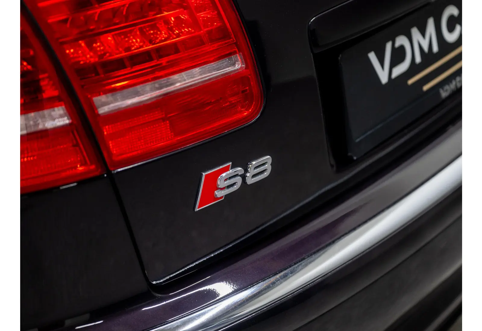 Audi A8 5.2 S8 quattro - 128910