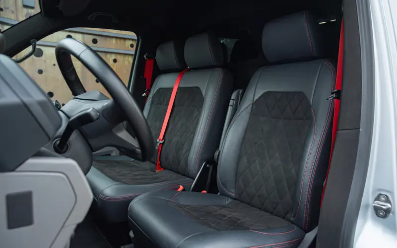 Volkswagen Transporter 2.0 TDI L2H1 28 - 109559
