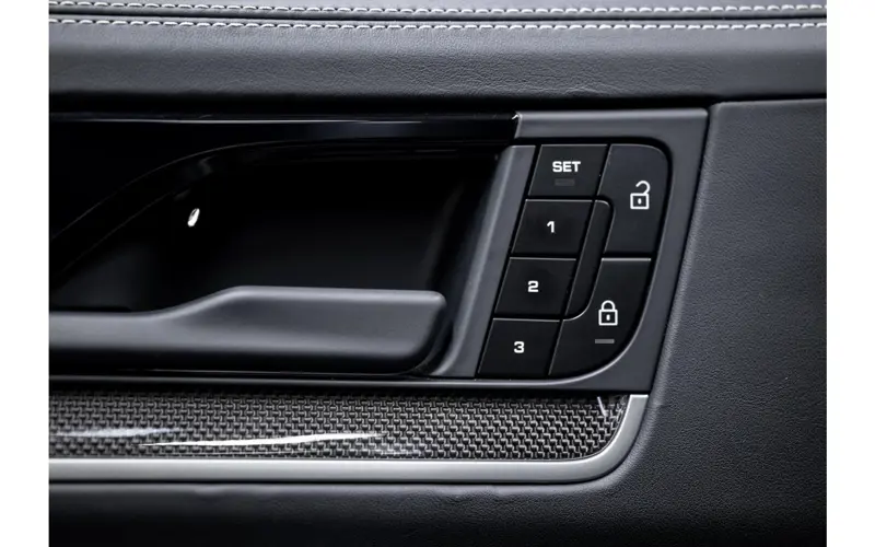 Porsche Cayenne 4.0 Turbo E-Hybrid - 171886