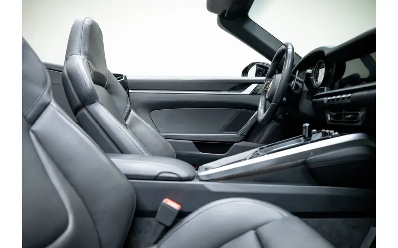 Porsche 911 Cabrio 3.0 Carrera 4S - 124751