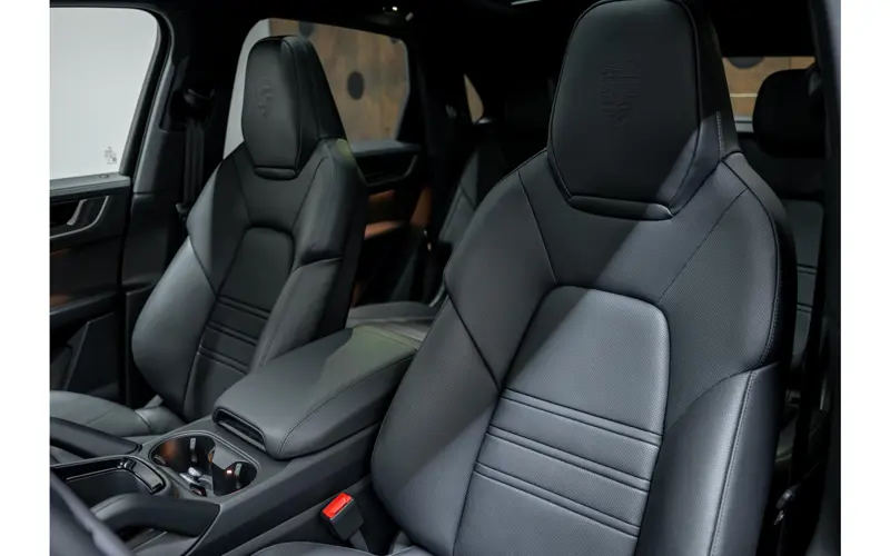 Porsche Cayenne 3.0 E-Hybrid Black Edition - 143074