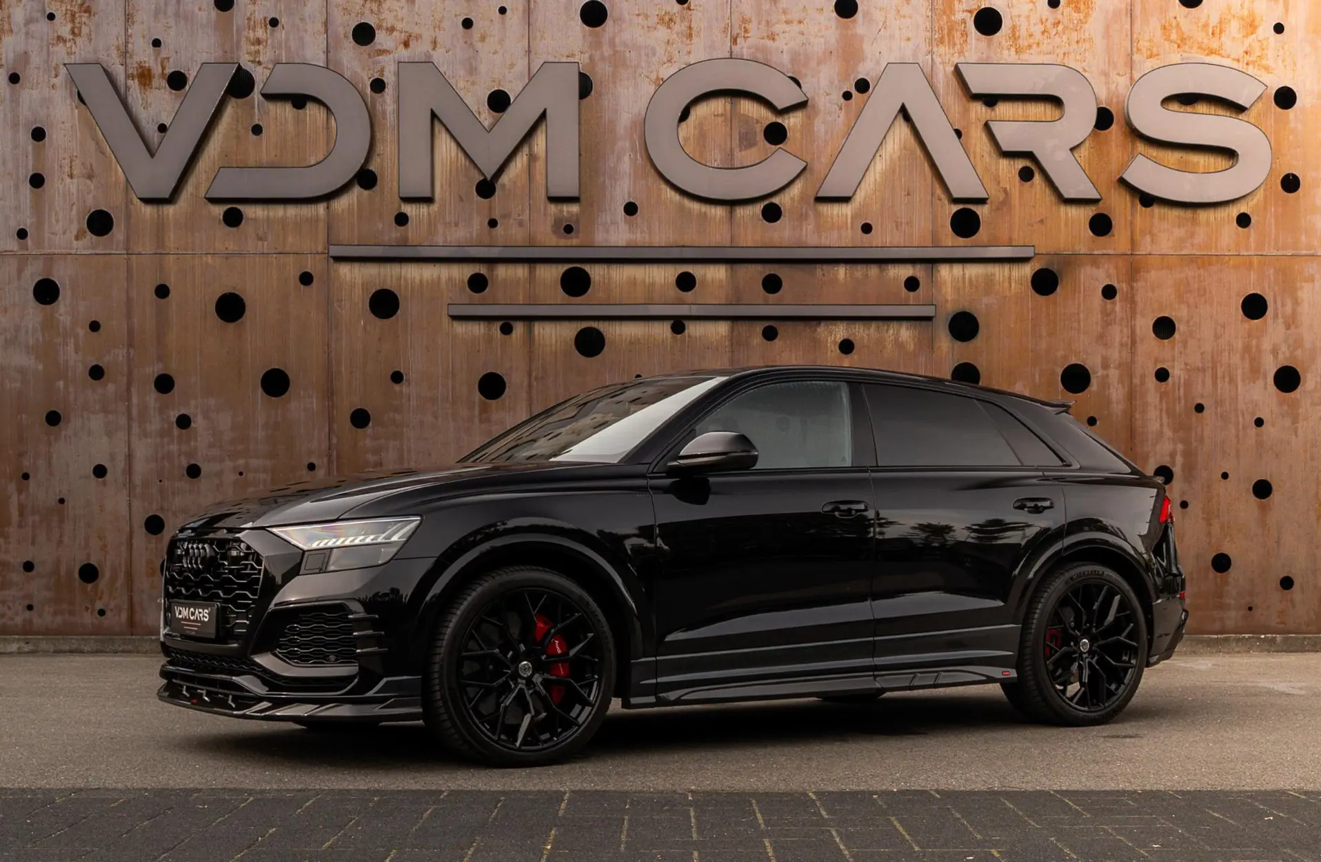 Audi - Q8 - 151330