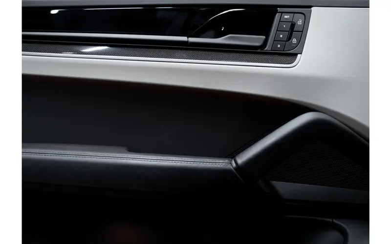 Porsche Cayenne Coupé 3.0 E-Hybrid - 137617