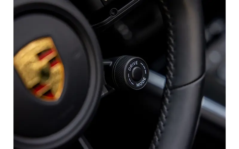 Porsche 911 Cabrio 3.0 Carrera 4S - 111433