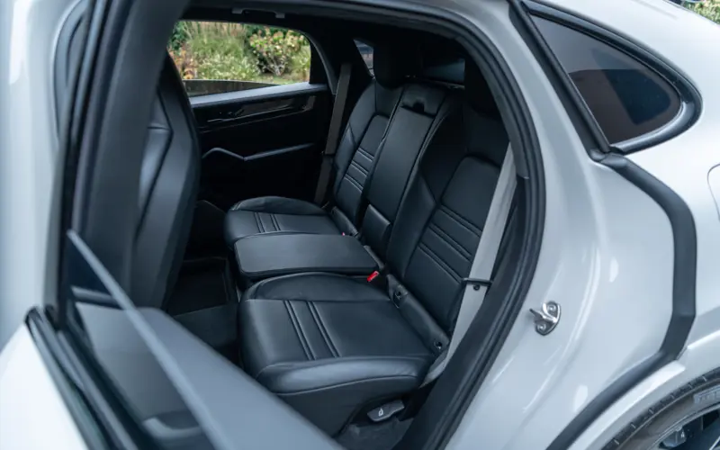 Porsche Cayenne Coupé 4.0 Turbo E-Hybrid GT - 118191