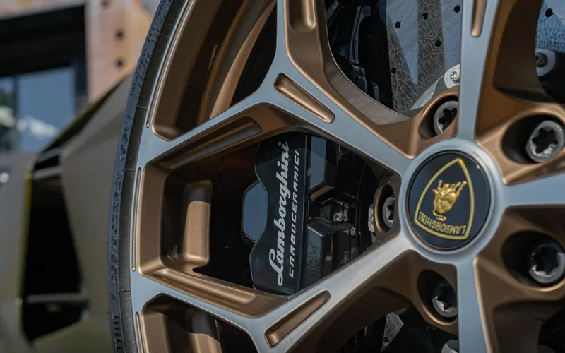 Lamborghini Revuelto Revuelto - 143271